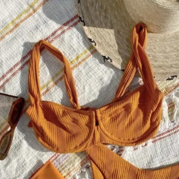 L Space Camellia Pointelle Rib Bikini Top Mustard Orange Size XS - Picture 1 of 4